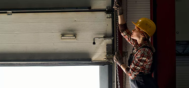 Addressing Common Garage Door Stoppage Issues in Yuma, AZ